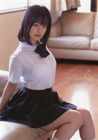 ウブな女子校生が派手な下着をつけているのを見て興奮してしまったボクにまさかの展開！向こうから誘ってきた！